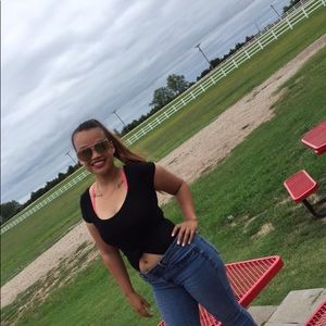 Meet your Posher, Raya